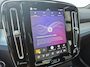 Volvo XC40 2.0 B4 Plus Dark | Panoramadak | Trekhaak | Getint Glas |