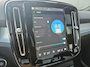 Volvo XC40 2.0 B4 Plus Dark | Panoramadak | Trekhaak | Getint Glas |