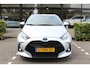 Toyota Yaris 1.5 Hybrid Dynamic | Rijklaar | Afn. Trekhaak | Apple/Android | Navi | DAB+ | Keyless | Allseason banden