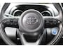 Toyota Yaris 1.5 Hybrid Dynamic | Rijklaar | Afn. Trekhaak | Apple/Android | Navi | DAB+ | Keyless | Allseason banden