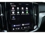 Volvo V60 T8 Plug-in hybrid AWD Plus Dark | Trekhaak | Panoramadak | Verwarmbare voorstoelen, achterbank en stuurwiel | Head-up display | 360 graden camera | Premium audio by Harman Kardon | Apple carplay/Android auto | Keyless |