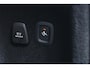 Volvo V60 T8 Plug-in hybrid AWD Plus Dark | Trekhaak | Panoramadak | Verwarmbare voorstoelen, achterbank en stuurwiel | Head-up display | 360 graden camera | Premium audio by Harman Kardon | Apple carplay/Android auto | Keyless |