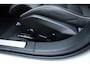 Volvo V60 T8 Plug-in hybrid AWD Plus Dark | Trekhaak | Panoramadak | Verwarmbare voorstoelen, achterbank en stuurwiel | Head-up display | 360 graden camera | Premium audio by Harman Kardon | Apple carplay/Android auto | Keyless |