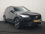 Volvo XC90 T8 Recharge AWD R-Design 7 Persoons LONG RANGE PHEV 455pk Dealer O.H. | Adaptive Cruise | 360 Camera | Lederen Sportstoelen Memory & Verwarmd | Apple Carplay | Stuur Verwarmd | Keyless | Blis | Navigatie | DAB | Virtual | Plug In Hybrid |