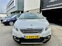 Peugeot 2008 1.2 PureTech Style | Cruise | Clima | Pano | PDC