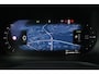Volvo V60 T8 Plug-in hybrid AWD Plus Dark | Panoramadak | Trekhaak | Verwarmbare voorstoelen, achterbank en stuurwiel | 360 graden camera | Head-up display | Premium audio by Harman Kardon | Keyless
