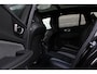 Volvo V60 T8 Plug-in hybrid AWD Plus Dark | Panoramadak | Trekhaak | Verwarmbare voorstoelen, achterbank en stuurwiel | 360 graden camera | Head-up display | Premium audio by Harman Kardon | Keyless