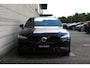 Volvo V60 T8 Plug-in hybrid AWD Plus Dark | Panoramadak | Trekhaak | Verwarmbare voorstoelen, achterbank en stuurwiel | 360 graden camera | Head-up display | Premium audio by Harman Kardon | Keyless