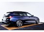 BMW 3-Serie Touring M340i xDrive Panoramadak - Driving Assistant Professional - Interieurvoorverwarming - Getinte/Geluiddempende Ruiten - Comfort Access - Harman Kardon - Parking Assistant Plus -