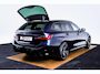 BMW 3-Serie Touring M340i xDrive Panoramadak - Driving Assistant Professional - Interieurvoorverwarming - Getinte/Geluiddempende Ruiten - Comfort Access - Harman Kardon - Parking Assistant Plus -