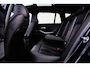 BMW 3-Serie Touring M340i xDrive Panoramadak - Driving Assistant Professional - Interieurvoorverwarming - Getinte/Geluiddempende Ruiten - Comfort Access - Harman Kardon - Parking Assistant Plus -
