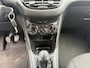 Peugeot 208 1.2 PureTech Signature/ nap/ 1e EIG/ dealeronderhouden/ 1jaar apk/ luxe uitvoering/ zeer nette auto.