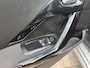Peugeot 208 1.2 PureTech Signature/ nap/ 1e EIG/ dealeronderhouden/ 1jaar apk/ luxe uitvoering/ zeer nette auto.