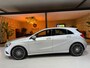 Mercedes-Benz A-klasse 180 AMG NAP|Xenon|LED|Navi|Leder|Afneembaar Trekhaak|Rijklaar