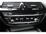BMW 5-Serie Touring (g31) 530e High Executive 292pk AUT I SoH 96% I Navi I Leder I Stoelverwarming I Cruise I Climate