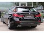 BMW 5-Serie Touring (g31) 530e High Executive 292pk AUT I SoH 96% I Navi I Leder I Stoelverwarming I Cruise I Climate