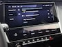 Peugeot 308 Allure Hybrid 145pk Automaat | Navigatie | Achteruitrijcamera | Climate Control | Adaptieve Cruise Control | Keyless | Led koplampen | Draadloze Apple Carplay / Android auto | Draadloze telefoonlader | Donker getint glas | 17" lichtmetalen velgen |