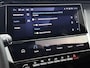 Peugeot 308 Allure Hybrid 145pk Automaat | Navigatie | Achteruitrijcamera | Climate Control | Adaptieve Cruise Control | Keyless | Led koplampen | Draadloze Apple Carplay / Android auto | Draadloze telefoonlader | Donker getint glas | 17" lichtmetalen velgen |