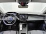 Peugeot 308 Allure Hybrid 145pk Automaat | Navigatie | Achteruitrijcamera | Climate Control | Adaptieve Cruise Control | Keyless | Led koplampen | Draadloze Apple Carplay / Android auto | Draadloze telefoonlader | Donker getint glas | 17" lichtmetalen velgen |