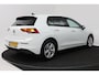 Volkswagen Golf 1.0 TSI Life (CRUISE CONTROL ADAPTIEF, NAVIGATIE, CARPLAY, PARKEERSENSOREN)