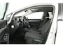 Volkswagen Golf 1.0 TSI Life (CRUISE CONTROL ADAPTIEF, NAVIGATIE, CARPLAY, PARKEERSENSOREN)
