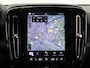 Volvo XC40 Single Motor Essential 69 kWh | SOH 96% | LED | Sportstoelen | Navigatie | Apple CarPlay/Android Auto | Camera | DAB | Stoelverwarming | Adaptieve Cruise Control | Ele.kofferdeksel |