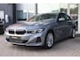 BMW 3-Serie (g20) 320e High Executive 204pk | Curved Display I Leder | Camera I Climate I Carplay I DAB I