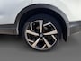 Nissan Qashqai 1.3 DIG-T Tekna | Extra set winterbanden | Rondom camera | Stoel verwarming | Climate | Pano | Telefoon |