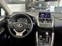 Lexus NX 300h AWD Business Line
