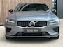 Volvo V60 2.0 T8 Twin Engine AWD R-Design / Bowers & Wilkins