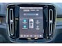 Volvo XC40 Single Motor Extended Range Ultimate 82 kWh | Trekhaak | Panoradamak | Power Seats | 360 Graden Camera | Adaptieve Cruise Control | Apple Carplay | Harman Kardon | Verwarmbare Voorstoelen