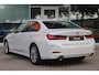 BMW 3-Serie (g20) 320e High Executive 204pk | Curved Display I Leder | Camera I Climate I Carplay I DAB I