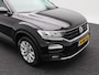 Volkswagen T-Roc 1.5 TSi 150 Pk Automaat Style Business | Adaptive Cruise Control | Elektrische Achterklep | Navigatie | Trekhaak | Stoelverwarming | 17 Inch