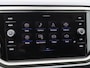 Volkswagen T-Roc 1.5 TSi 150 Pk Automaat Style Business | Adaptive Cruise Control | Elektrische Achterklep | Navigatie | Trekhaak | Stoelverwarming | 17 Inch