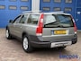 Volvo XC70 2.5 T Summum * Automaat * AWD * Stoelverwarming * Distributie + Grote Beurt