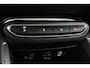 Jeep Avenger 1.2 e-Hybrid Altitude Achteruitrijcamera Apple CarPlay 17"