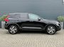 Volvo XC40 2.0 B4 Plus Dark | Panoramadak | Harman/Kardon | Trekhaak | Camera |