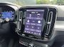 Volvo XC40 2.0 B4 Plus Dark | Panoramadak | Harman/Kardon | Trekhaak | Camera |