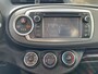 Toyota Yaris 1.0 VVT-i Aspiration Rijklaar!