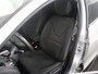 Renault Clio 0.9 TCe Limited | Cruise control | Park assist | Bluetooth | Navigatie | DAB | Getint glas | Full LED | Lichtmetaal 16'' |