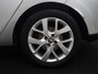 Renault Clio 0.9 TCe Limited | Cruise control | Park assist | Bluetooth | Navigatie | DAB | Getint glas | Full LED | Lichtmetaal 16'' |