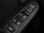 Renault Clio 0.9 TCe Limited | Cruise control | Park assist | Bluetooth | Navigatie | DAB | Getint glas | Full LED | Lichtmetaal 16'' |
