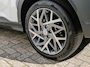 Hyundai Kona 1.6 GDI HEV Fashion|Navi|Keyless-Entry/Go|Two-Tone|Adaptive-Cruise|Stoel/Stuurverwarming|Dodehoekdetectie