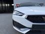 CUPRA Leon 1.4 e-Hybrid 245pk Performance DSG Automaat / Panoramadak / Performance / 19"LM velgen / Navigatie