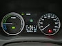 Mitsubishi Outlander 2.0 PHEV Instyle | Schuifdak | Trekhaak | Leder | Keyless | Camera | Stoelverwarming | Cruise