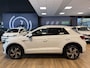 Volkswagen T-Roc 1.5 TSI R-Line Business |Carplay|ACC|Elek Achterklep|Stoel&Stuur verw|