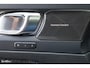Volvo XC40 1.5 T4 Plug-in hybrid Plus Dark | Adaptieve cruise | Harman Kardon | Memory |