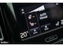 Volvo XC40 1.5 T4 Plug-in hybrid Plus Dark | Adaptieve cruise | Harman Kardon | Memory |