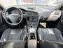 Volvo S60 2.4 Edition 140pk | Nieuwe apk | 5 Cilinder | Boordcomputer | Cruise control | Electronic climate control | Lichtmetalen velgen 16" | Trekhaak | Zeer nette auto!