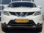 Nissan Qashqai 1.2 Connect Edition 116pk 116pk | Achteruitrijcamera | Bluetooth | Cruise control | Dab | Lichtmetalen velgen 17" | Parkeersensor voor en achter | Voorstoelen verwarmd | Perfect onderhouden!